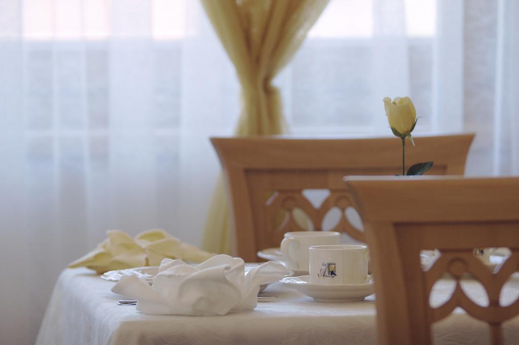 Hotel Almazzago Commezzadura Ngoại thất bức ảnh