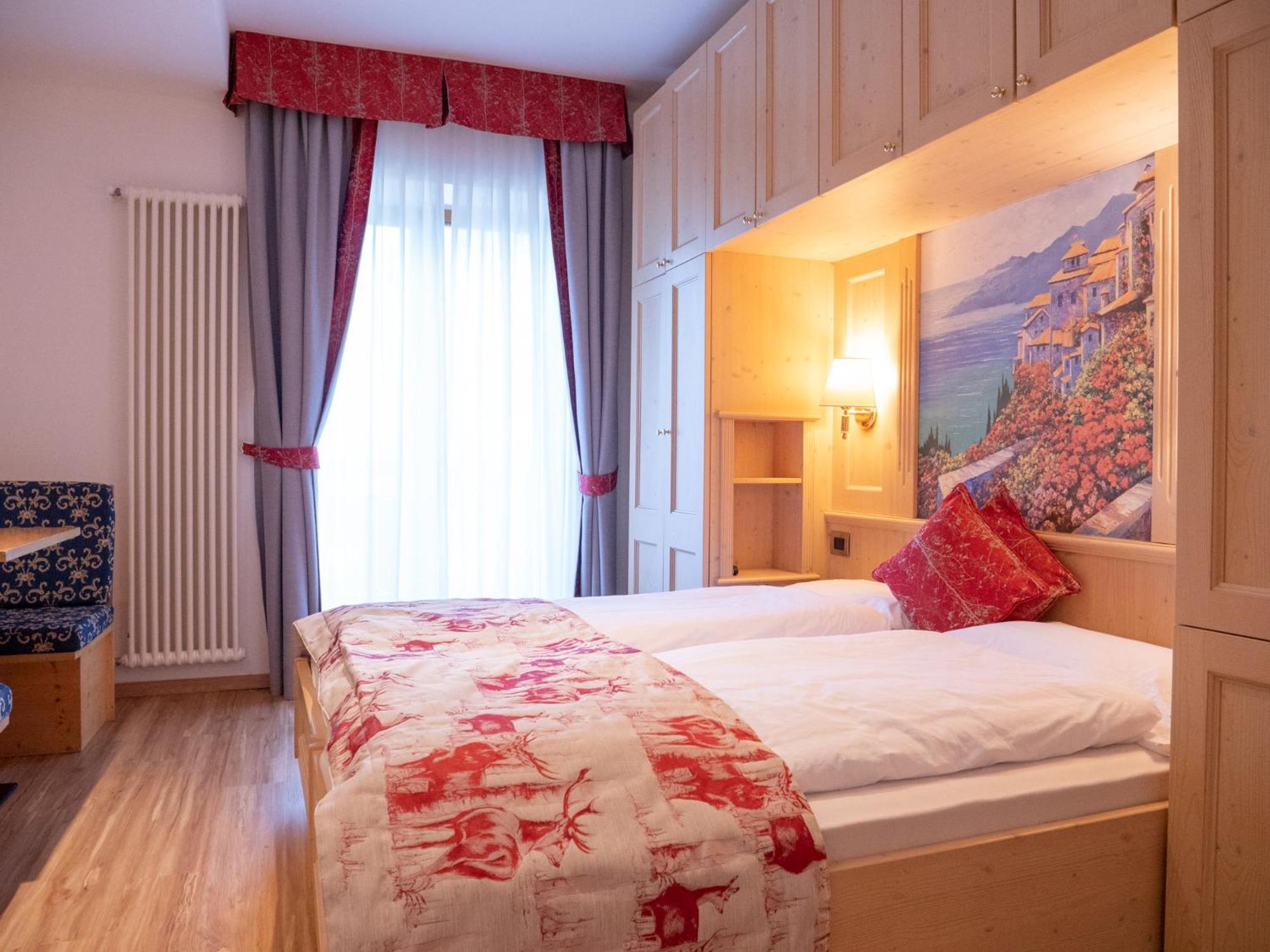 Hotel Almazzago Commezzadura Ngoại thất bức ảnh