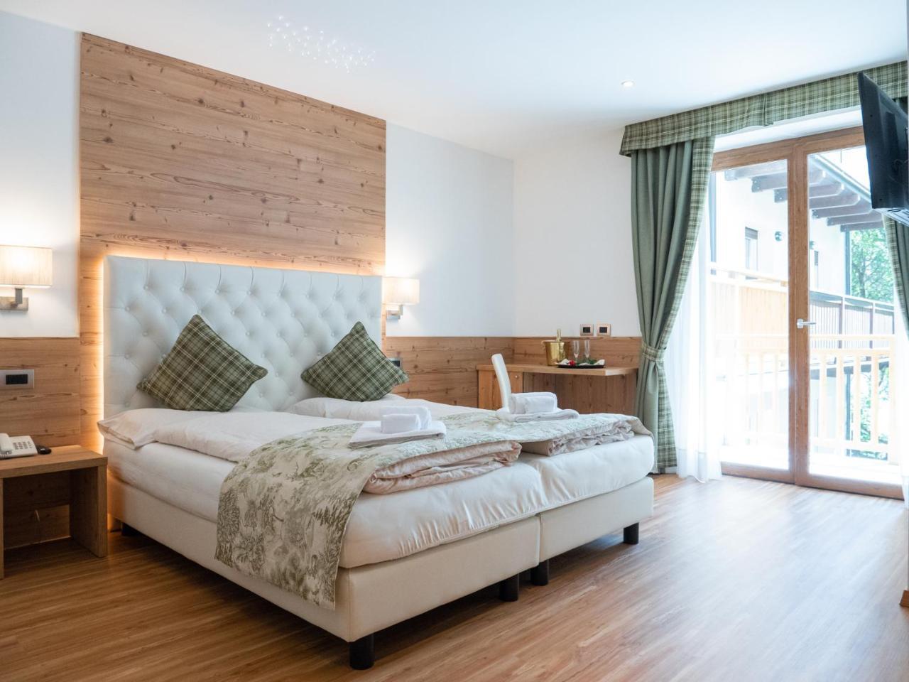 Hotel Almazzago Commezzadura Ngoại thất bức ảnh